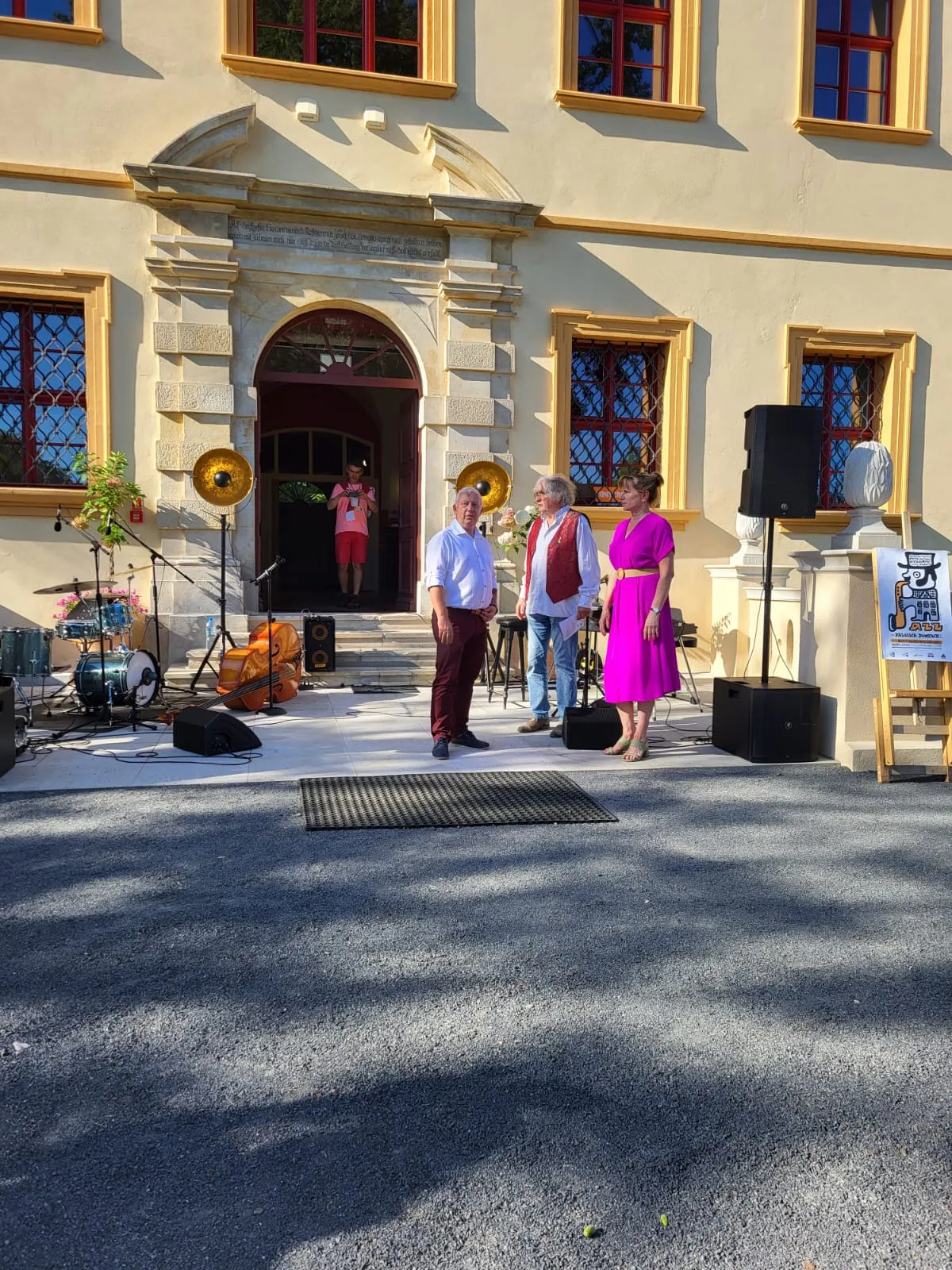 Jazz w pałacach, dworach i ... Dwór w Ochli- Muzyka Krzysztofa Komedy 