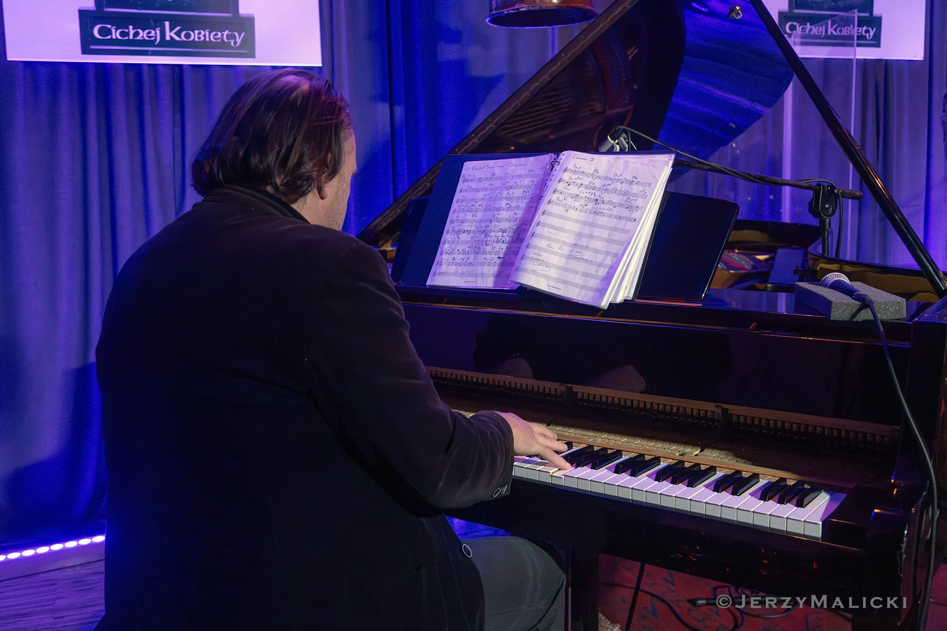 The New Conrad Miller Trio - XV ZWJB 20:38