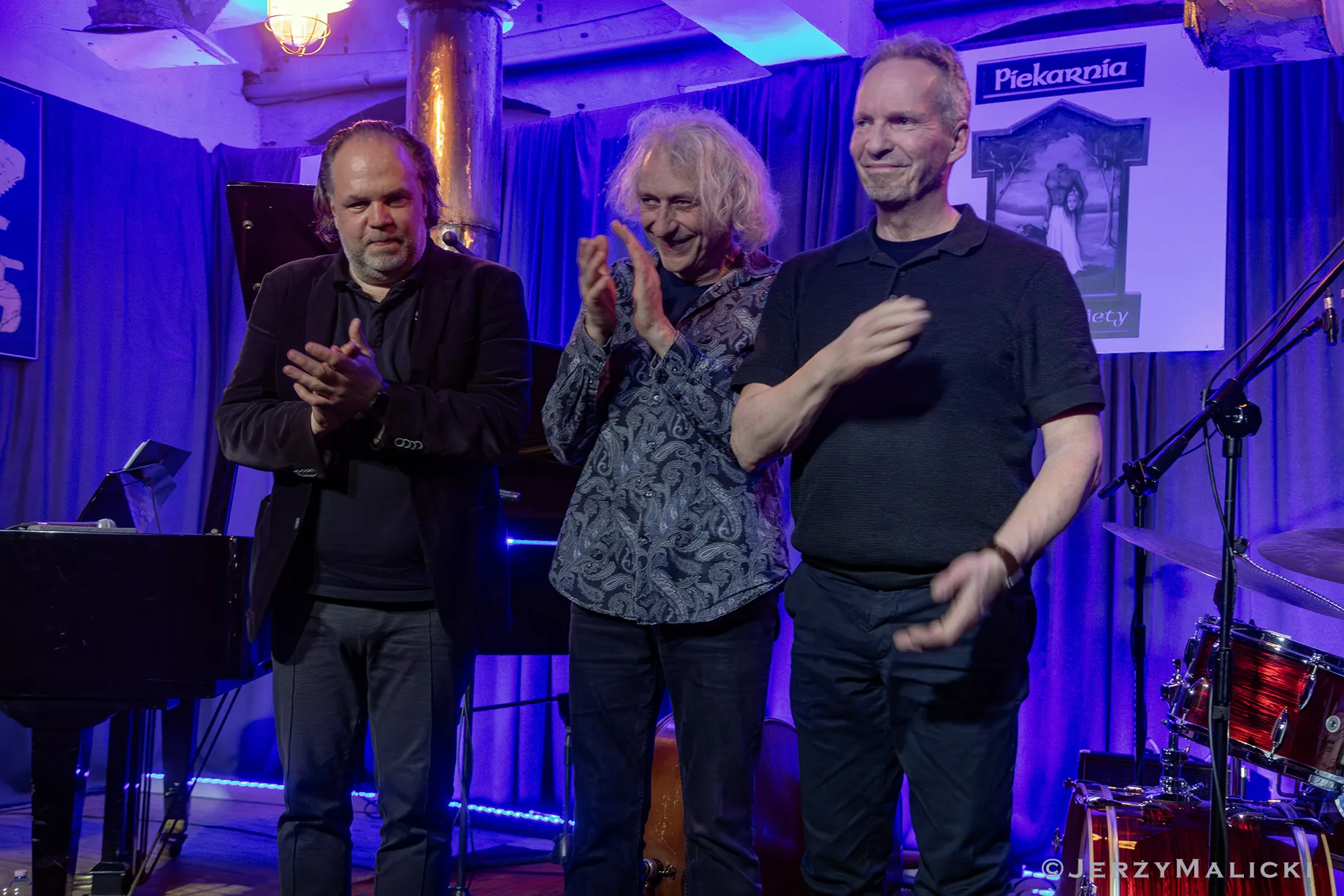 The New Conrad Miller Trio - XV ZWJB 22:35