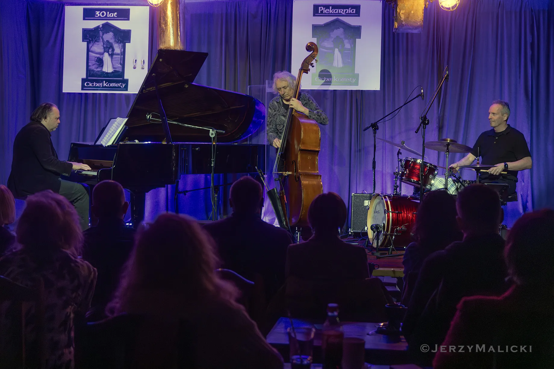 The New Conrad Miller Trio - XV ZWJB 20:33